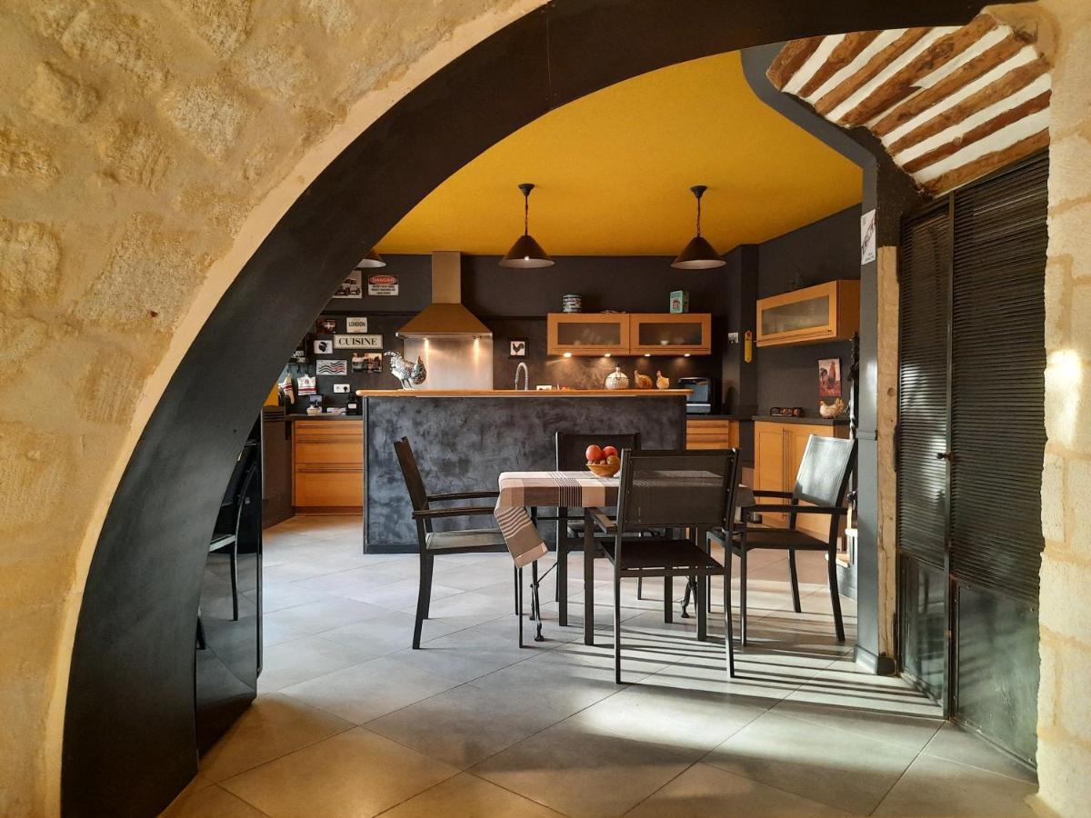 Mas" La Maison De Mon Pere " Proche Avignon A Pujaut Exterior photo
